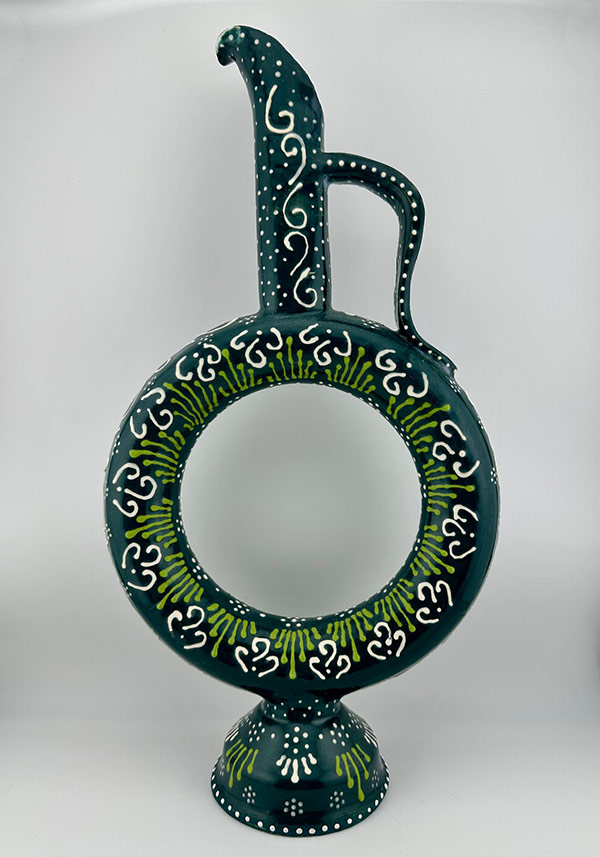 Pottery by Giselle Reiter